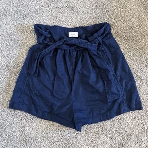 Wilfred Paperbag-Style Shorts